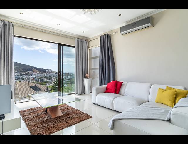 2 BEDROOM APARTMENT BLOCK TO LET IN VREDEHOEK